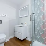 The Sorting Office - Spacious Modern With Parking In