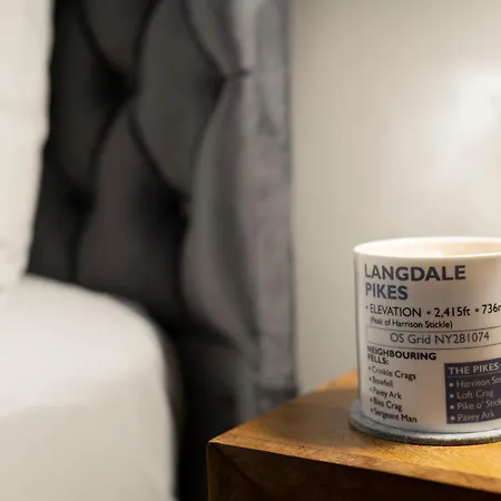 The Sorting Office - Spacious Modern With Parking In