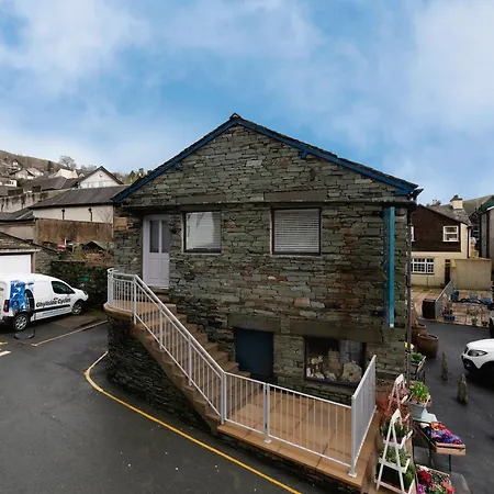 The Sorting Office - Spacious Modern With Parking In Apartment Ambleside