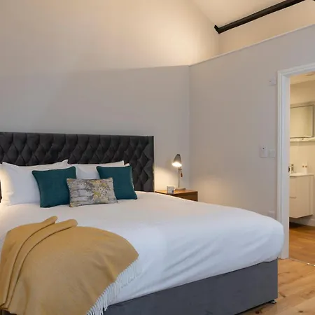 The Sorting Office - Spacious Modern With Parking In Appartement